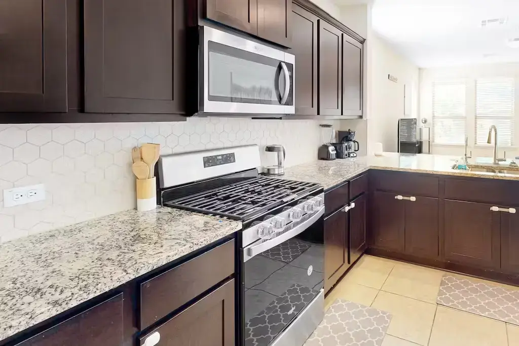 3651 Sandy Brook Drive 228, Round Rock