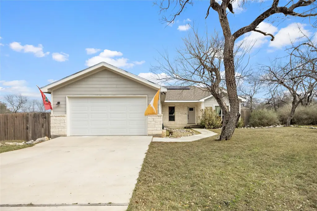 142 W Persimmon Drive, Granite Shoals