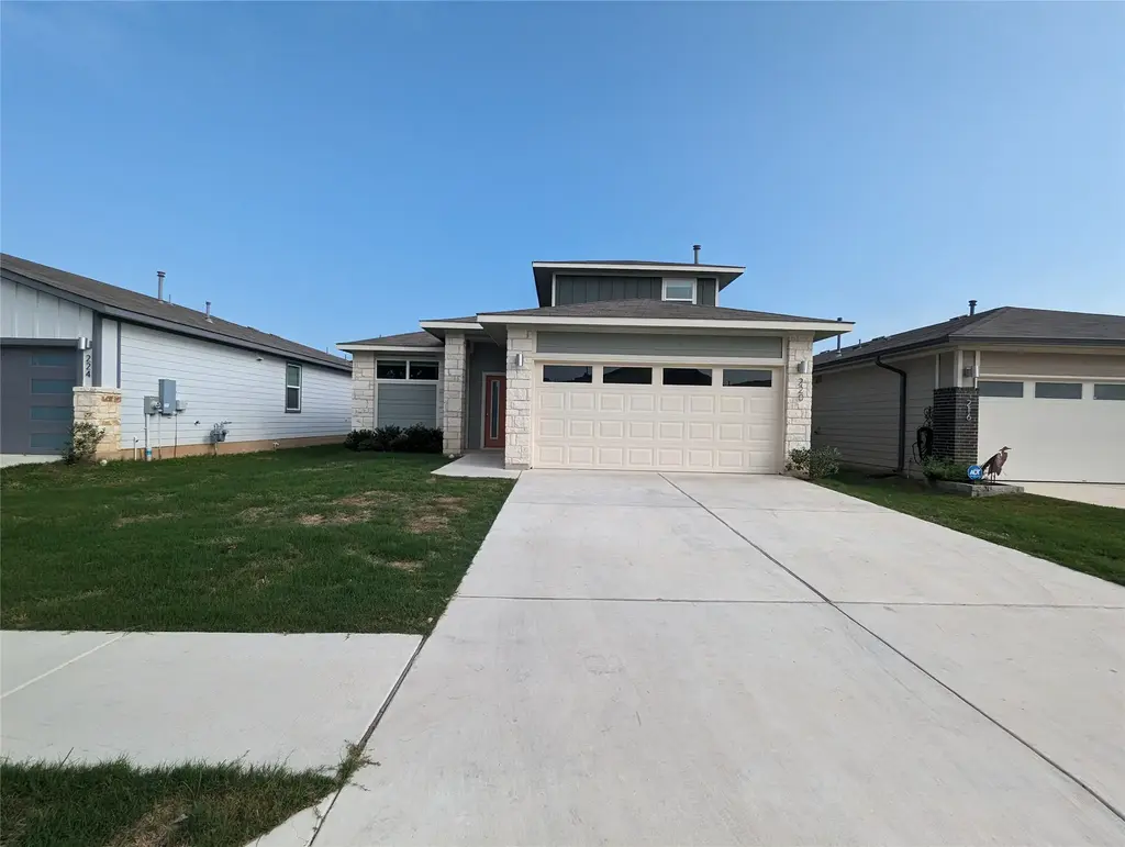220 Centuryplant Road, Leander