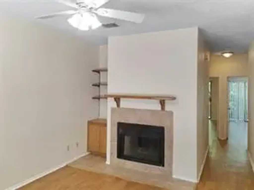 2706 Salado Street 307, Austin