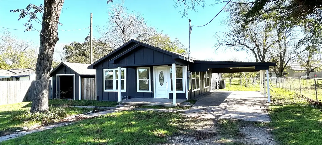 635 White Avenue, Rockdale
