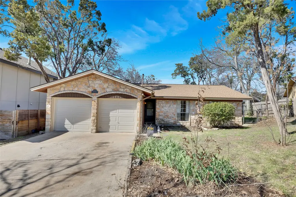 1002 Bodark Lane, Austin