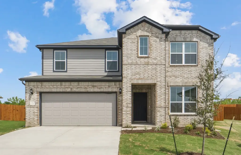 13520 Cerro Castellan Trace, Manor