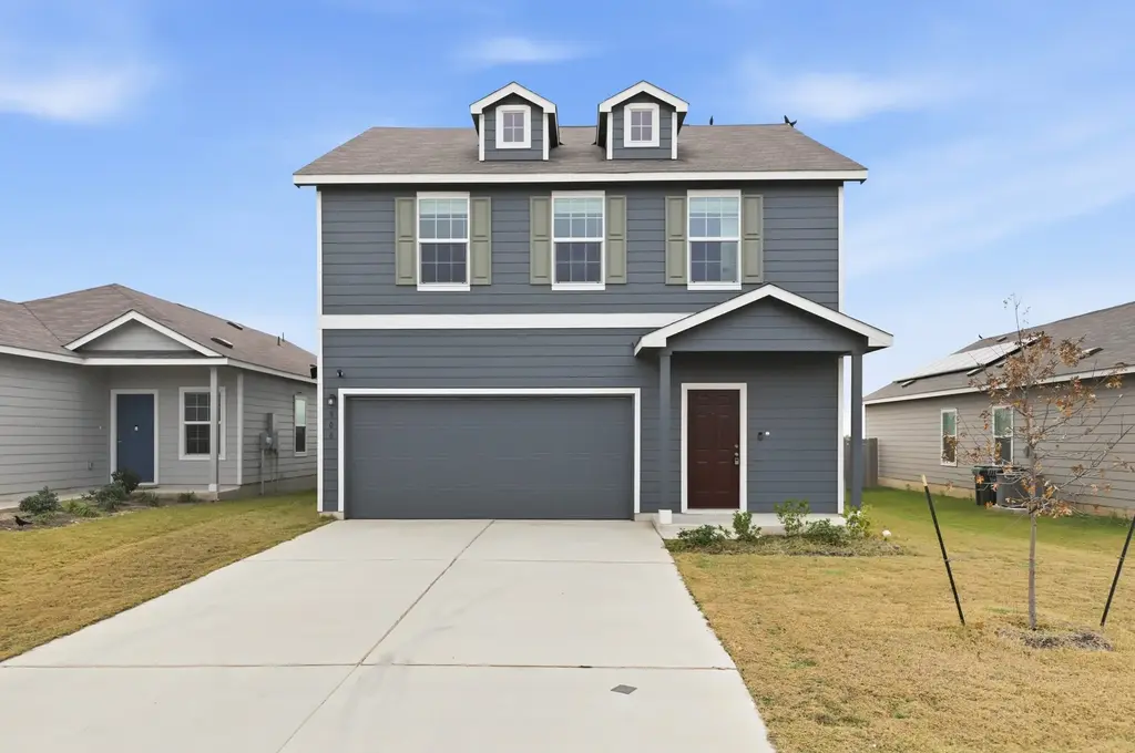 908 Rancho Del Cielo Loop, Jarrell