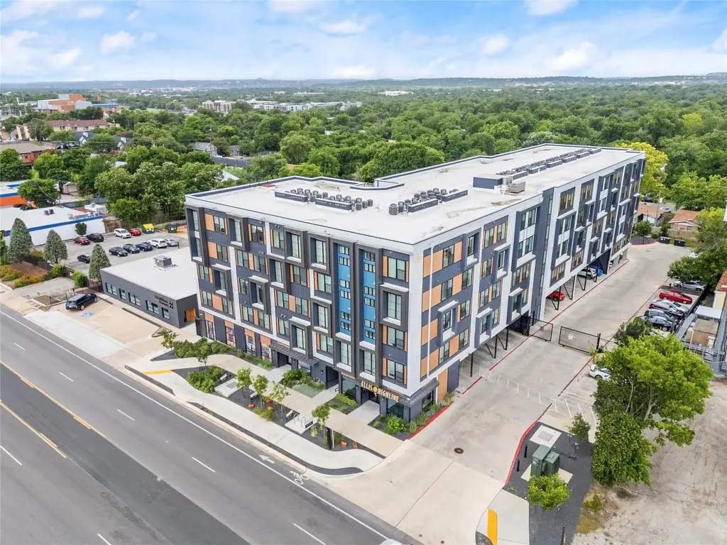 6324 N Lamar Boulevard 206, Austin
