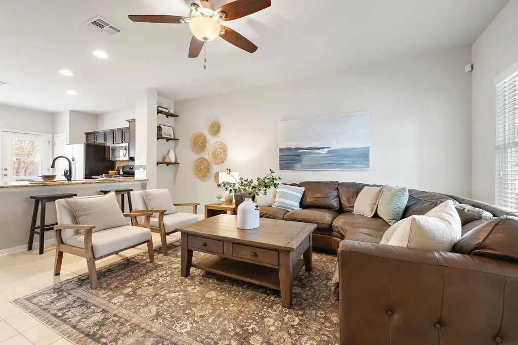 147 Wainscot Oak Way, San Marcos