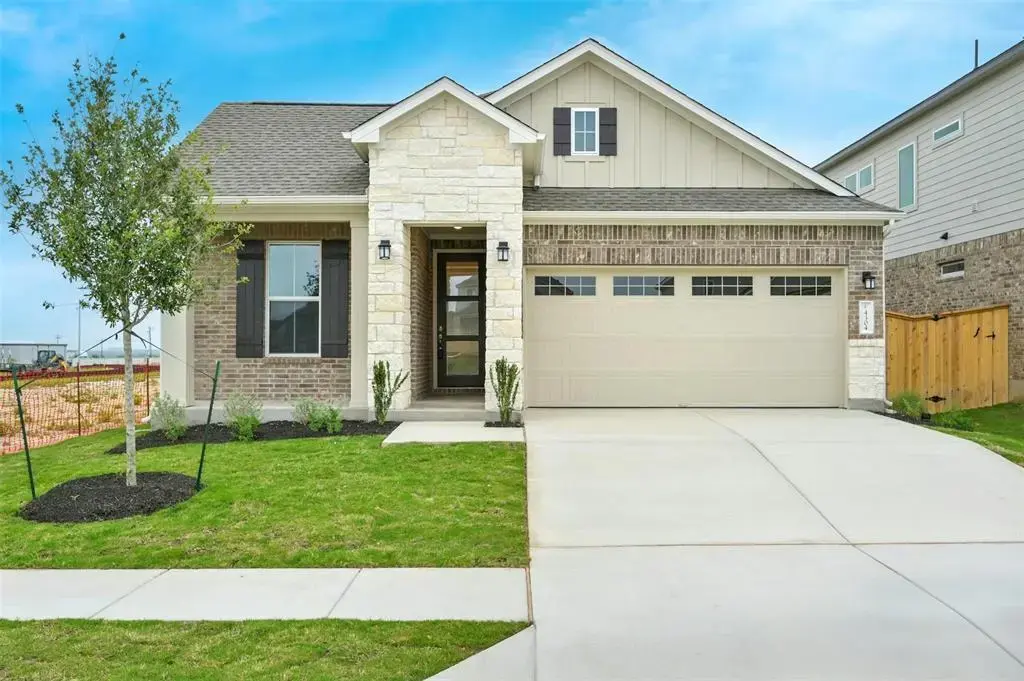 4304 Contrail Lane, Round Rock