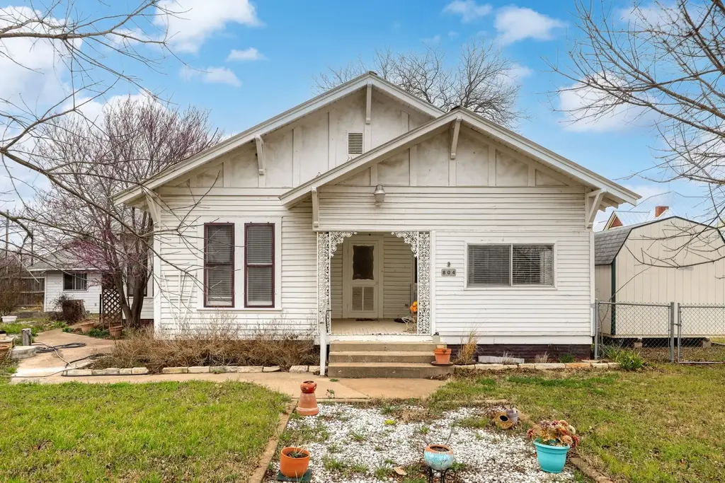 804 Main Street, Liberty Hill