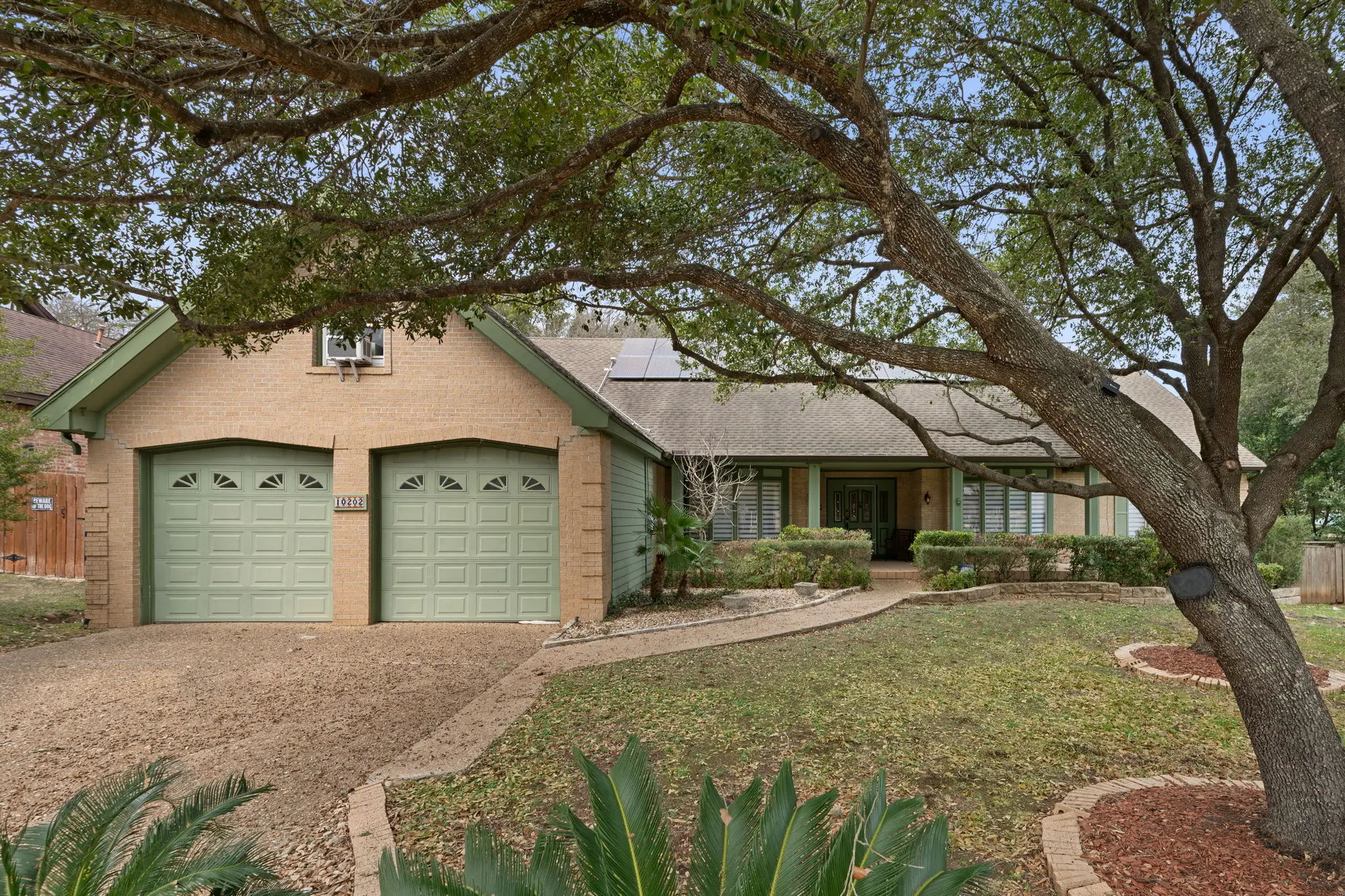 Photo of Listing #2711654
