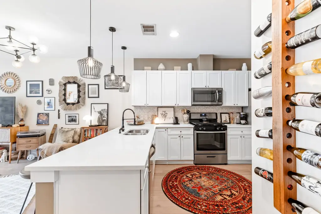 908 Nueces Street 24, Austin