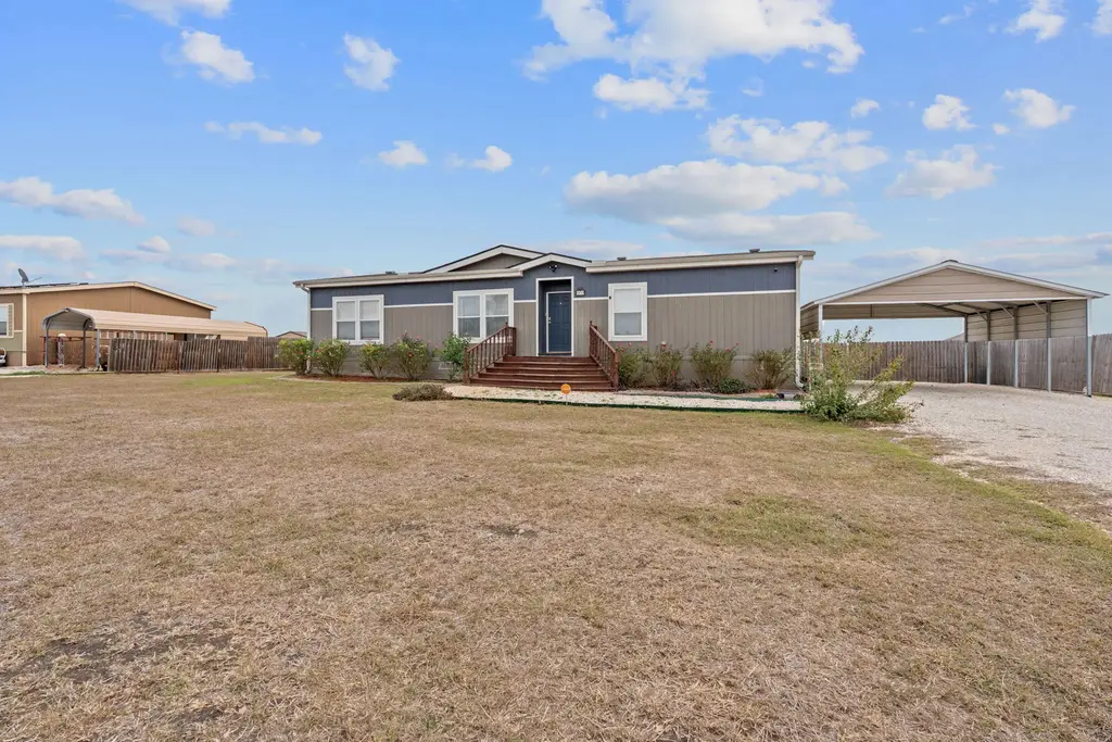 371 Lippe Lane, Niederwald