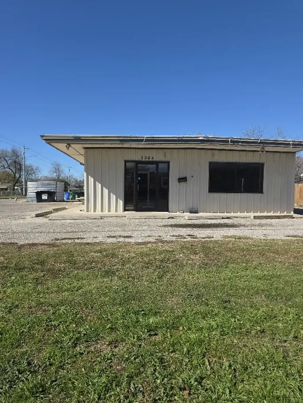 2204 N Austin Street, Seguin