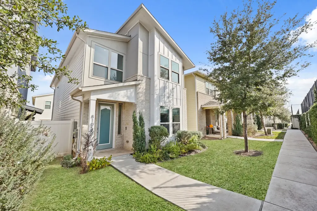 8105 Frida Bend, Austin