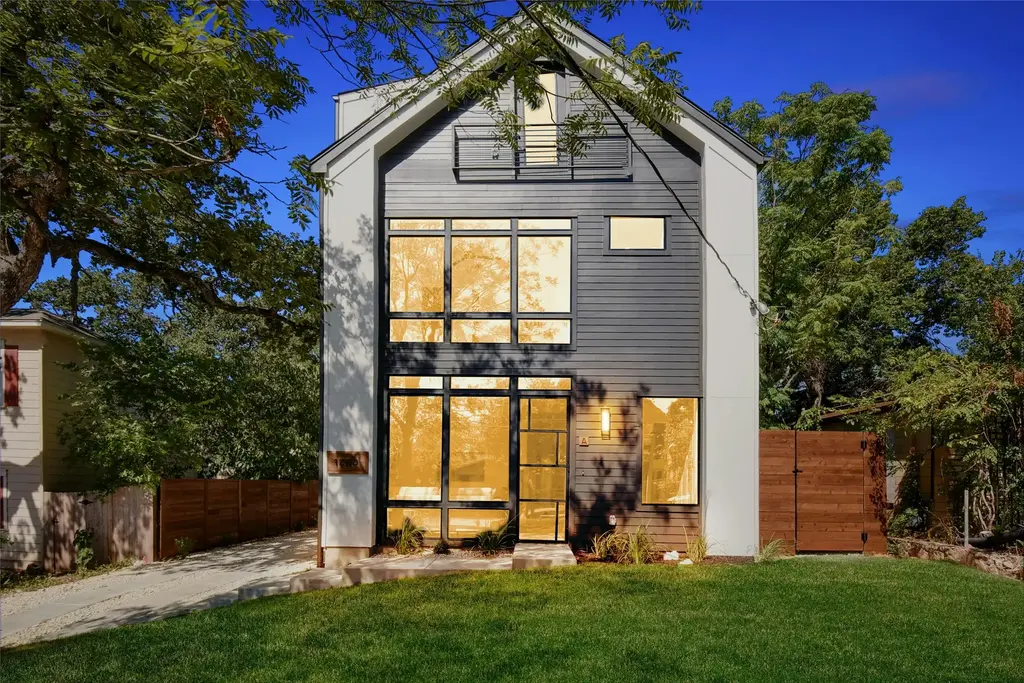1202 Perez Street A, Austin
