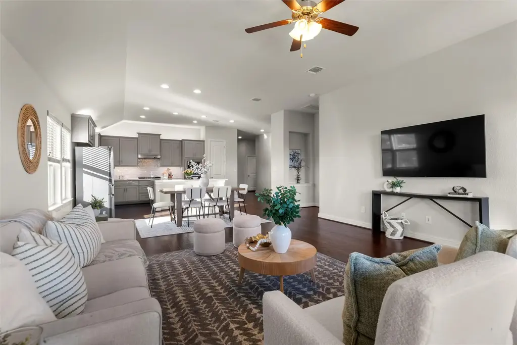 5831 Carrara Pass, Round Rock