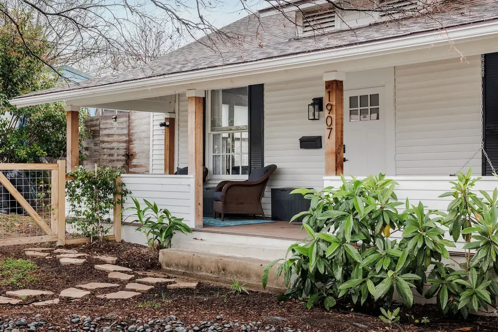 1907 Tillery Street, Austin