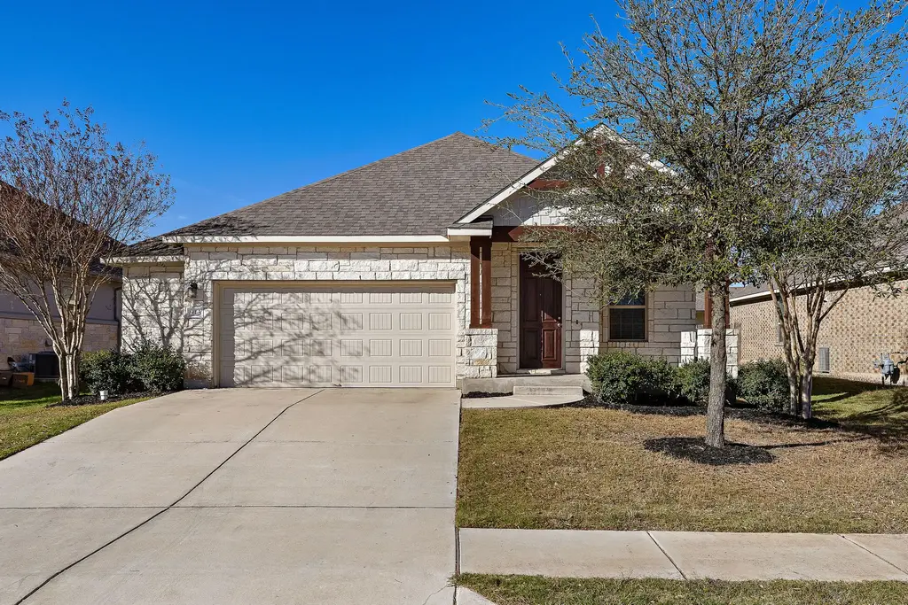 913 Centerra Hills Circle, Round Rock