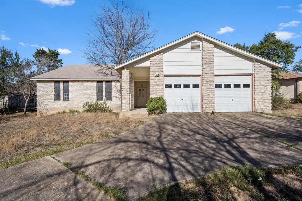9702 Murmuring Creek Drive, Austin