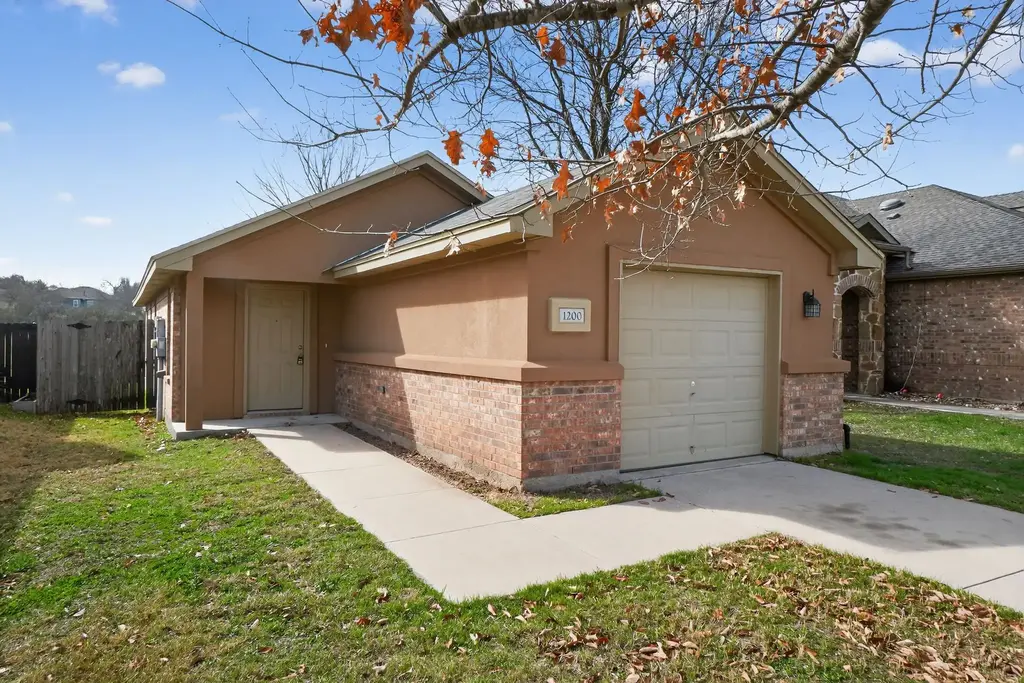 1200 Brendon Lee Lane, Georgetown
