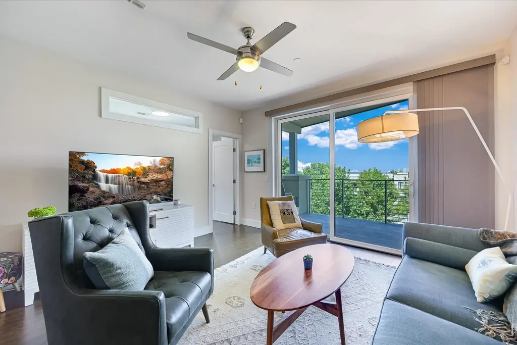 2800 Treble Lane 831, Austin