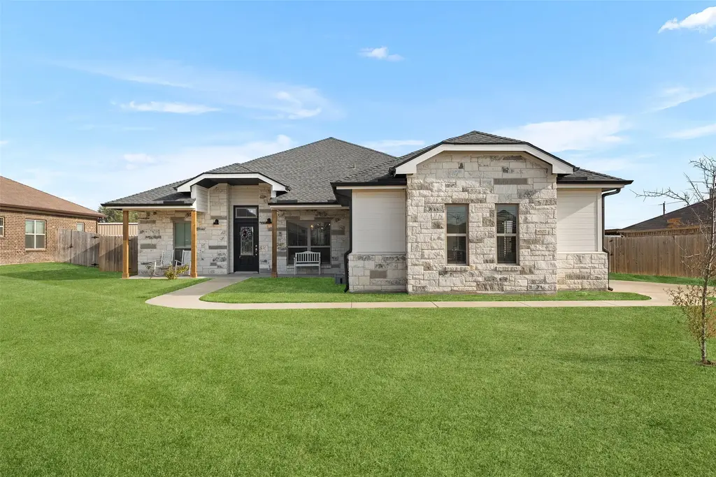8107 Green Hill Drive, Salado