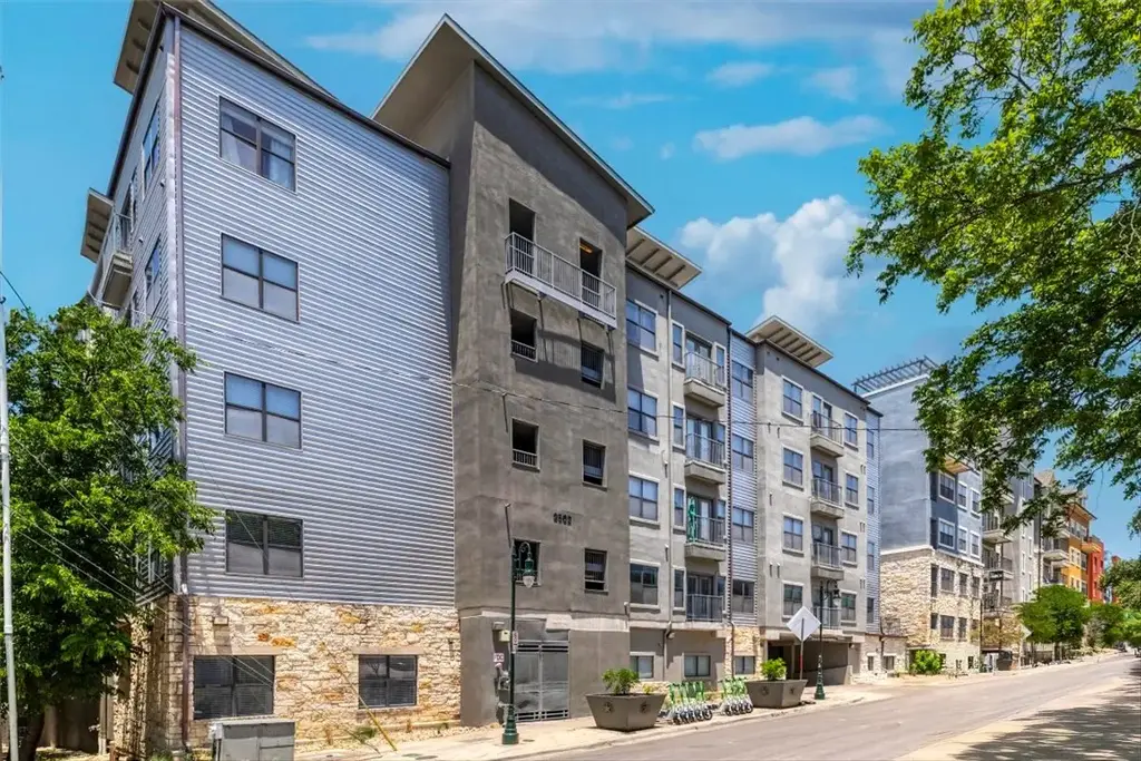 2502 Leon Street 414, Austin
