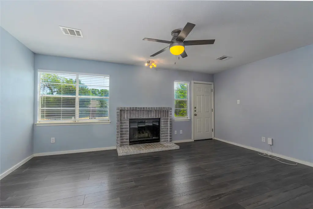 1845 River Crossing Circle C, Austin