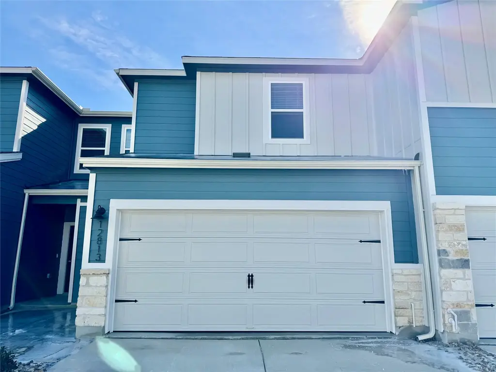 12813 Summer Village Drive, Buda