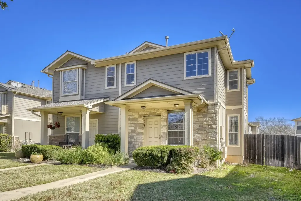 904 Sebastian Bend B, Pflugerville