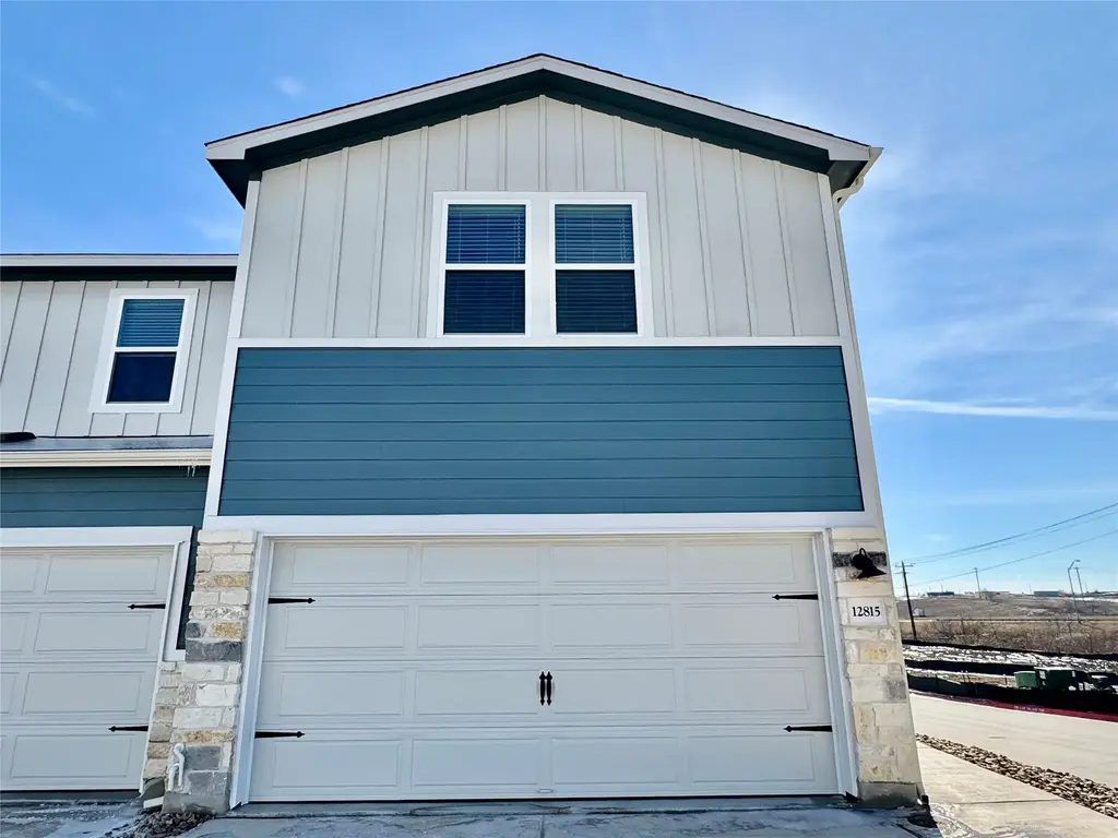 12815 Summer Village Drive, Buda