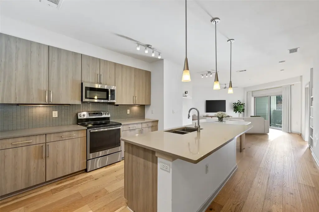 3600 S Lamar Boulevard 206, Austin