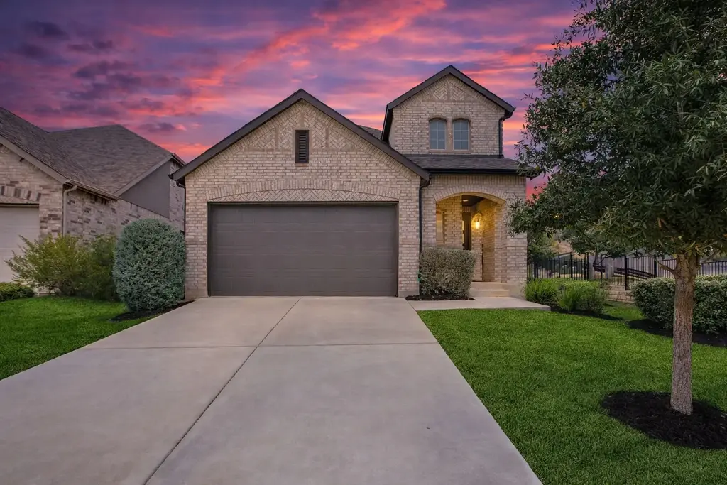 8100 Copper Prairie Bend, Lago Vista