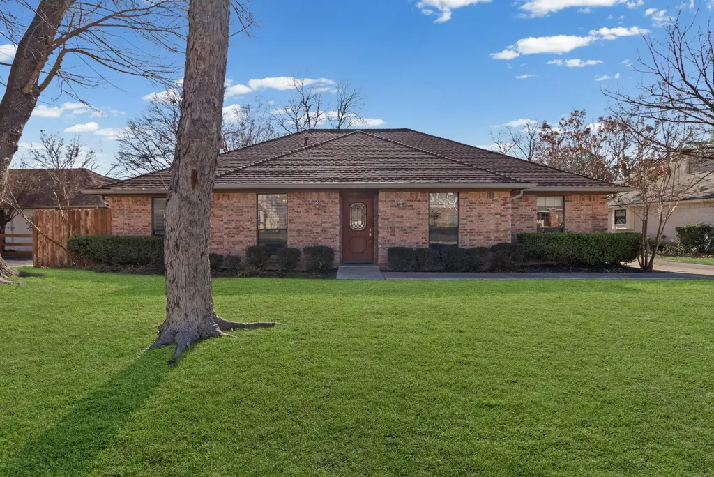 503 Oak Ridge Drive, Pflugerville