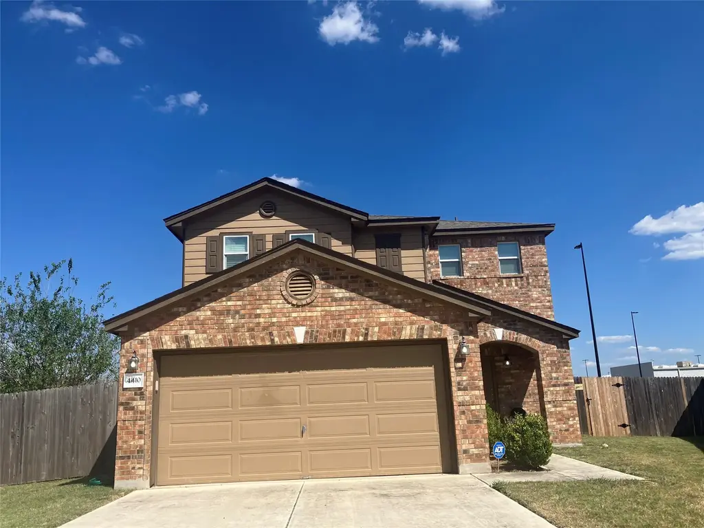 4410 Kings Canyon Drive, Taylor