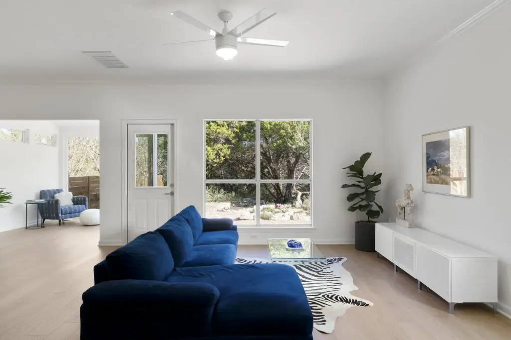 8921 Mountain Shadows Cove B, Austin