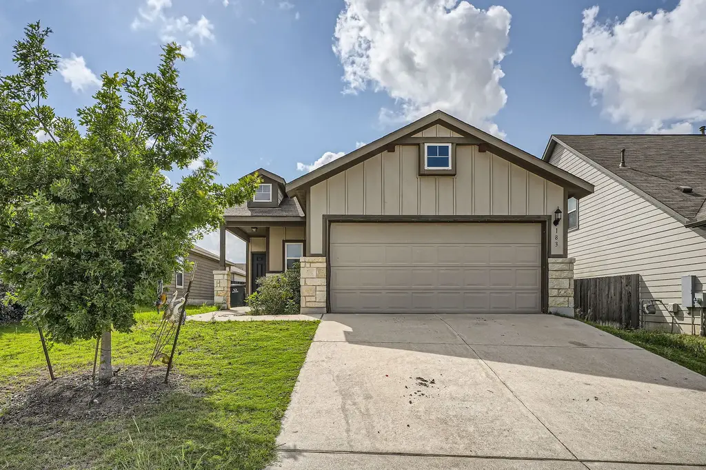 183 Eves Necklace Drive, Buda