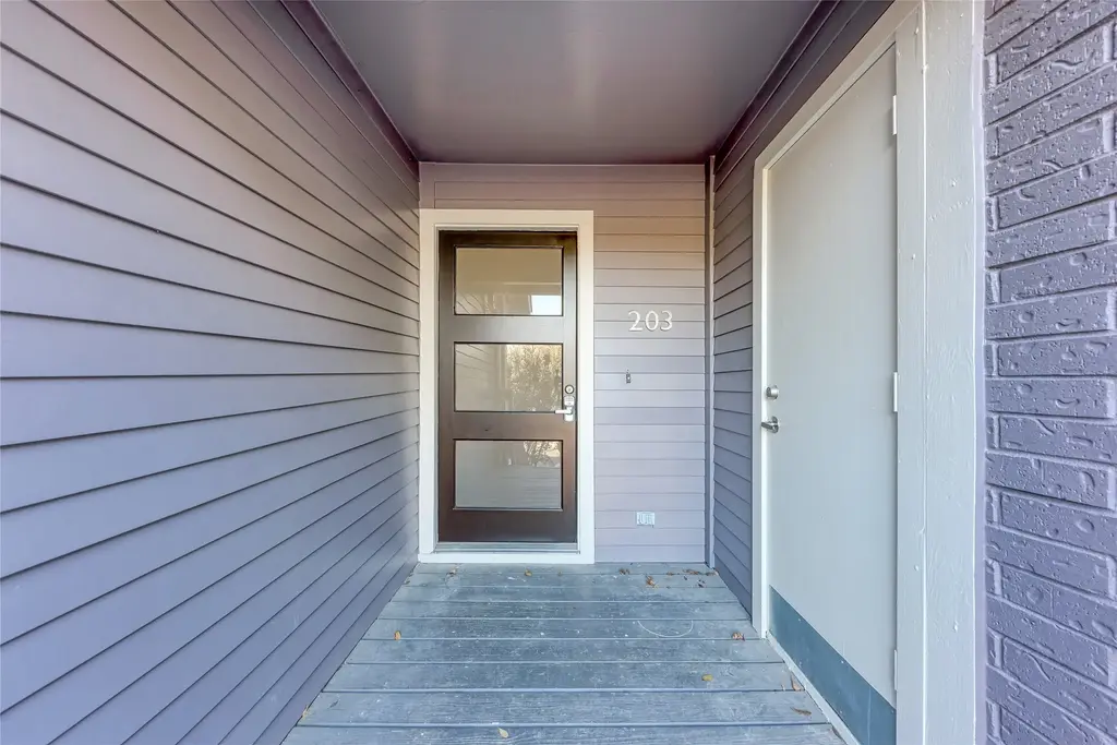 2106 Nickerson Street 203, Austin