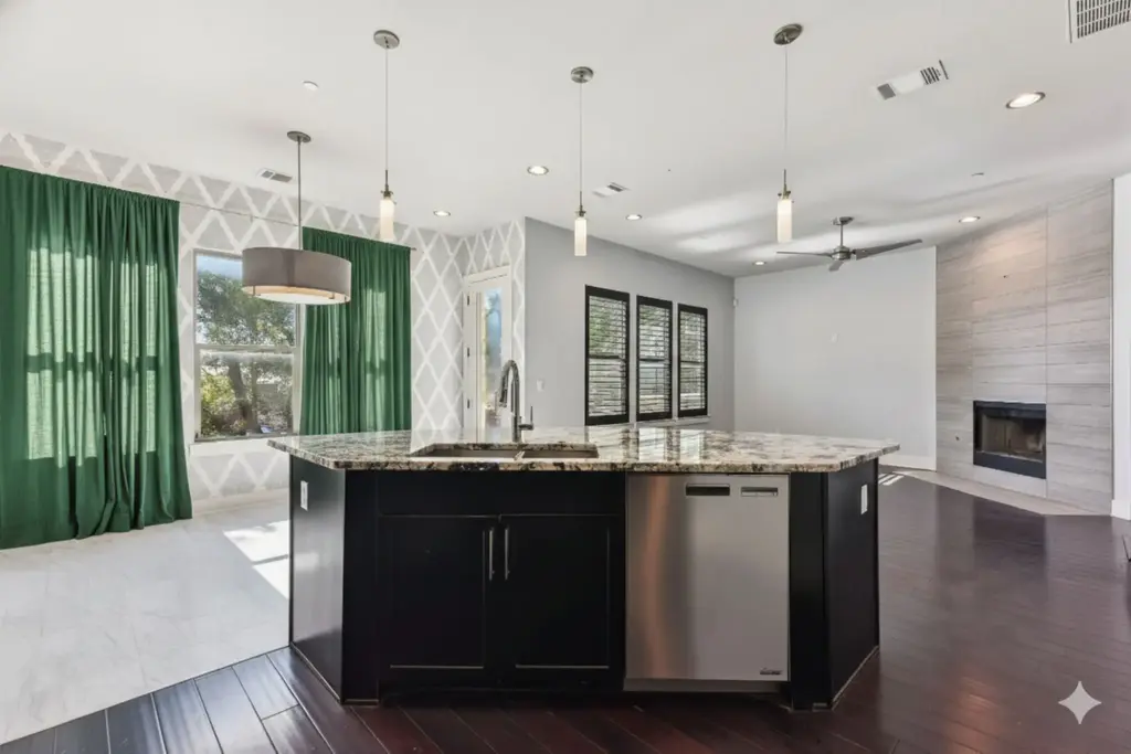 8110 Ranch Road 2222 98, Austin
