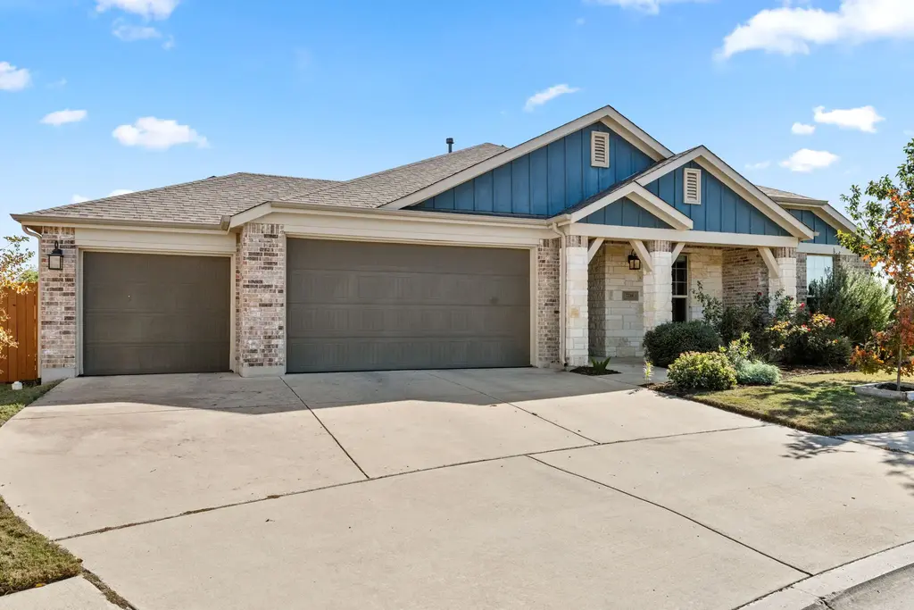 7219 Auburn Blaze Lane, Austin