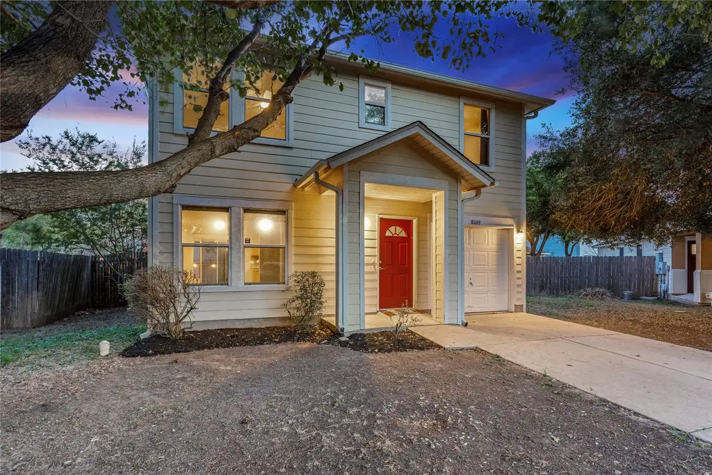 8609 Claude Court, Austin