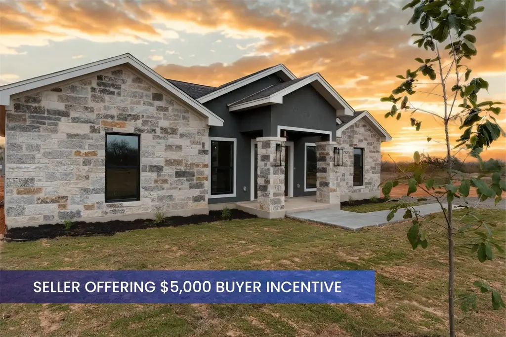 7319 Tiff Nicole Lane, Von Ormy