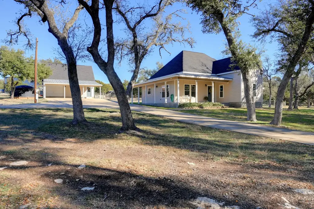 881 Saddleridge Drive, Wimberley