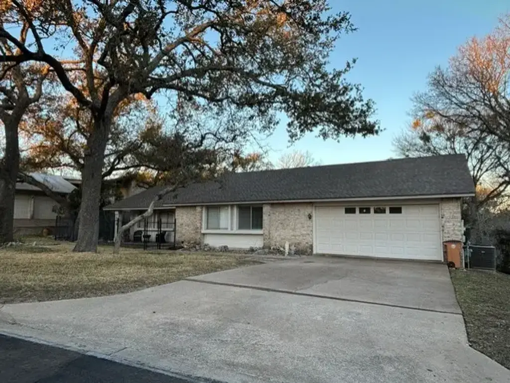 7506 Downridge Drive, Austin