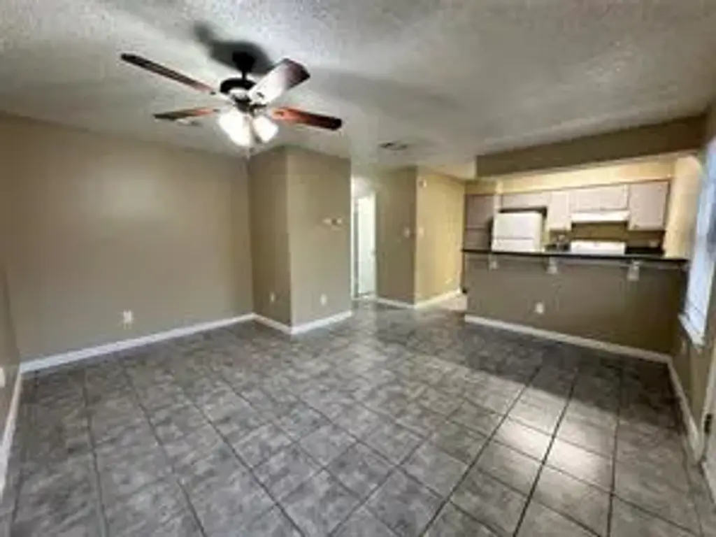 4607 E 12th Street 1, Austin