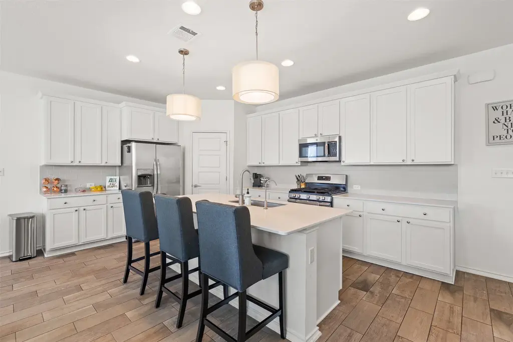 9107 Moonstone Drive, Austin