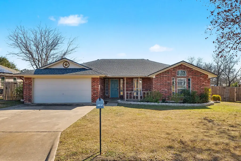 1101 E Johnson Street, Burnet