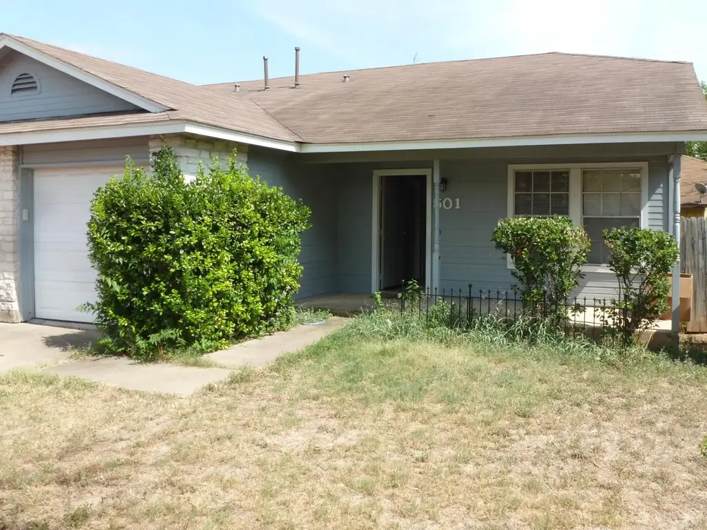 501 Burlwood Court, Round Rock