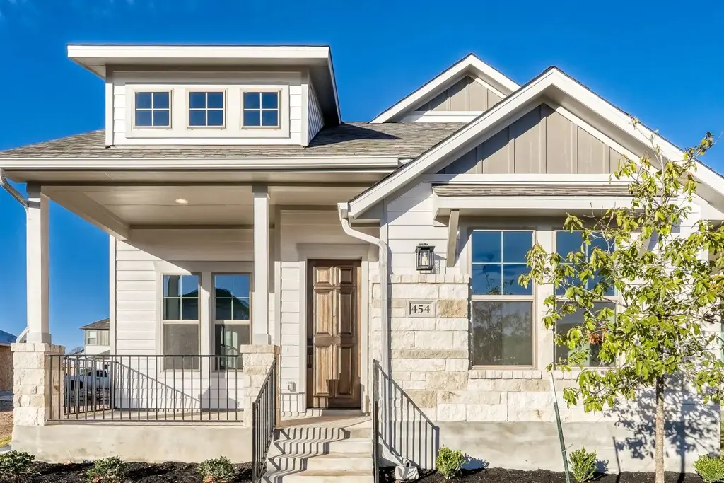 454 Burlington Drive, Buda