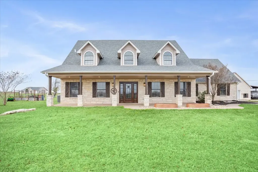 8600 Five Wells Road, Rogers