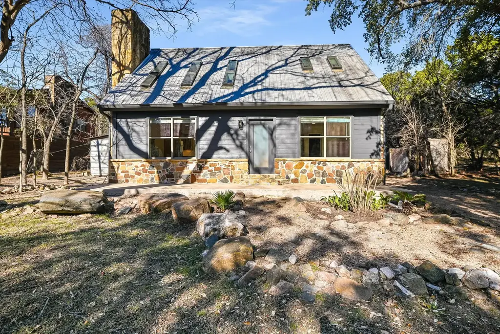 302 Lago Verde Road, Lakeway